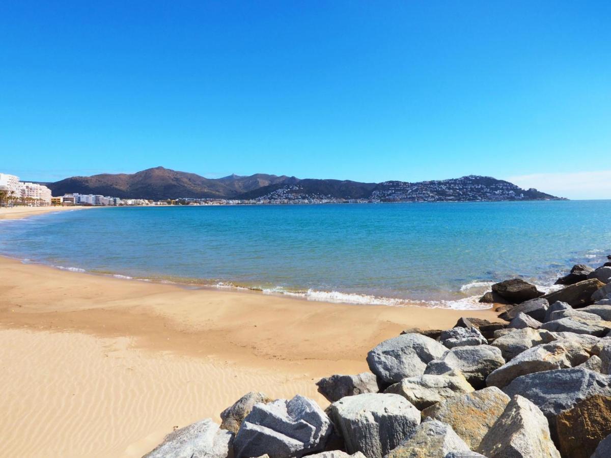 Apartment Platja De Roses-2 By Interhome Экстерьер фото